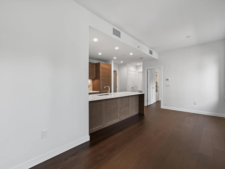 401-5681 Birney Avenue, Vancouver, BC, V6S 0L5 - 5