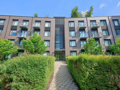 401-5681 Birney Avenue - 2