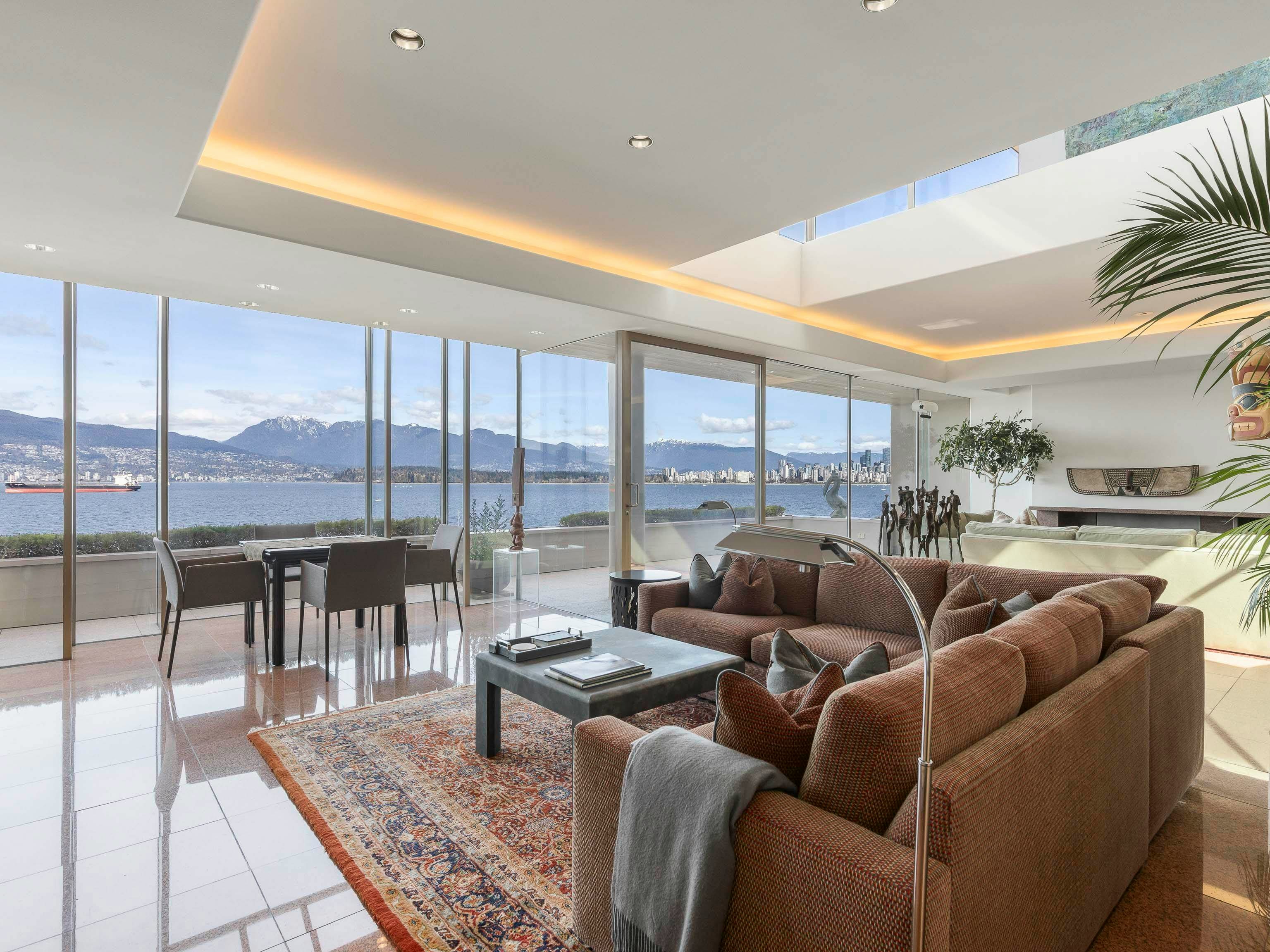 3513 Point Grey Road, Vancouver, BC, V6R 1A7