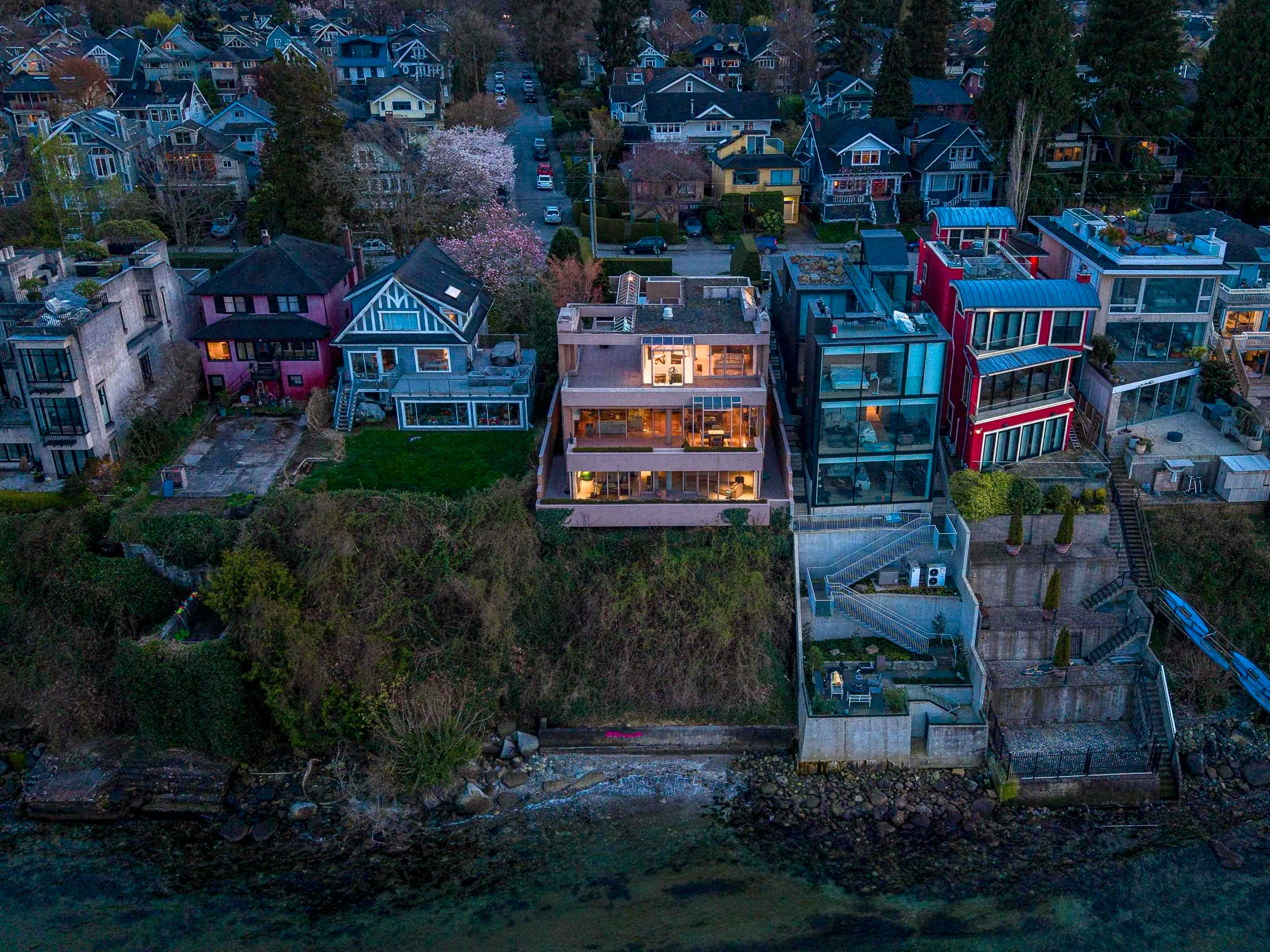 3513 Point Grey Road, Vancouver, BC, V6R 1A7 - 13