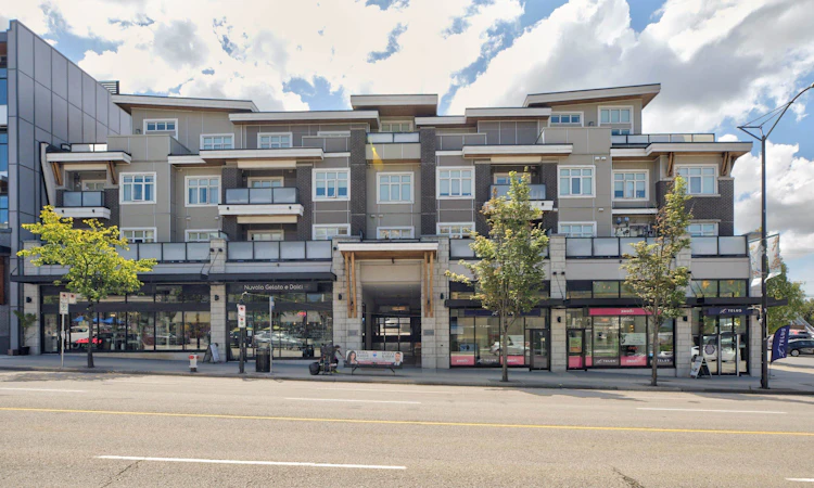 202-4710 Hastings Street