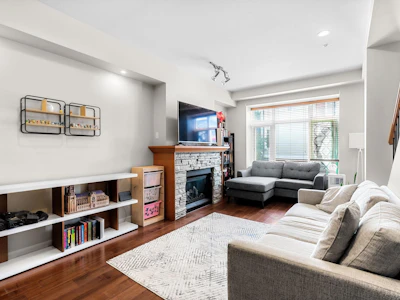 112-20738 84 Avenue - 3