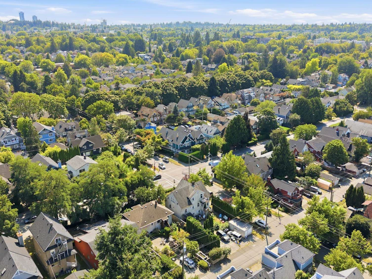 93 W 12th Avenue, Vancouver, BC, V5Y 1T4 - 7
