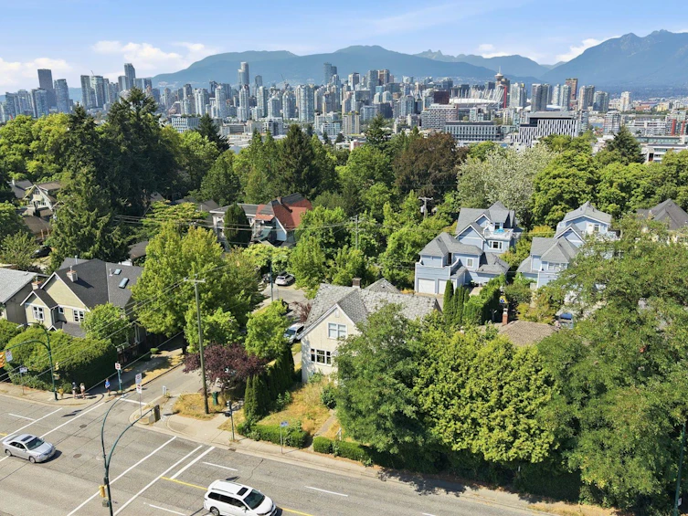 93 W 12th Avenue, Vancouver, BC, V5Y 1T4 - 6