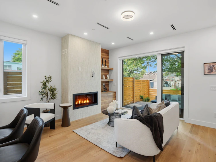1-2438 E 20th Avenue, Vancouver, BC, V5M 2T6 - 9