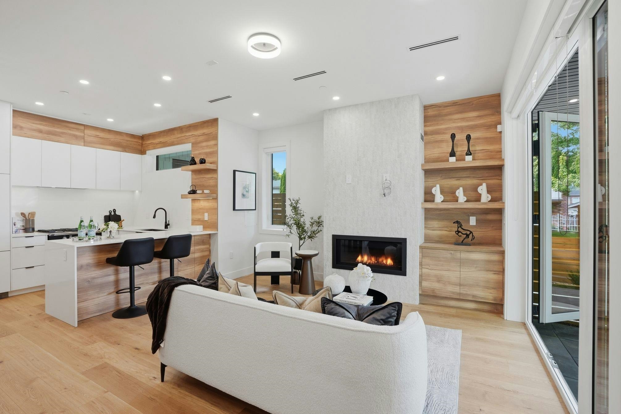 1-2438 E 20th Avenue, Vancouver, BC, V5M 2T6 - 4