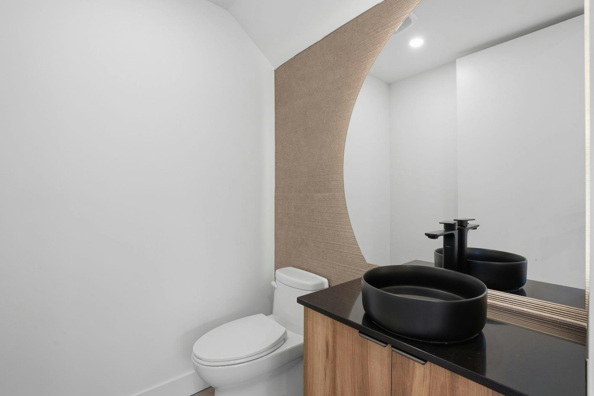 2-2438 E 20th Avenue, Vancouver, BC, V5M 2T6 - 8