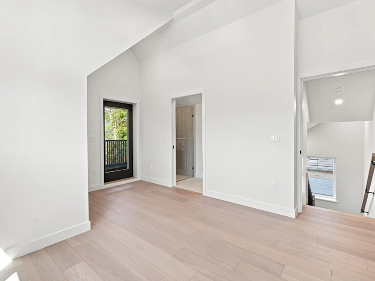 3206 E Georgia Street, Vancouver, BC, V5K 2L3 - 28
