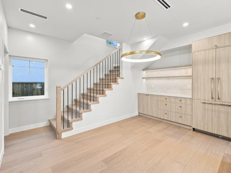 3206 E Georgia Street, Vancouver, BC, V5K 2L3 - 15