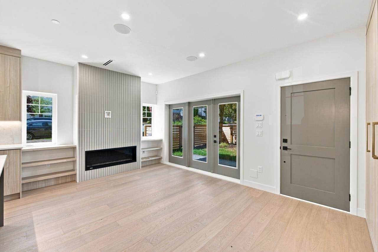 3206 E Georgia Street - 5