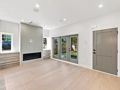3206 E Georgia Street - 5
