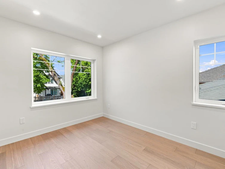 3206 E Georgia Street, Vancouver, BC, V5K 2L3 - 23