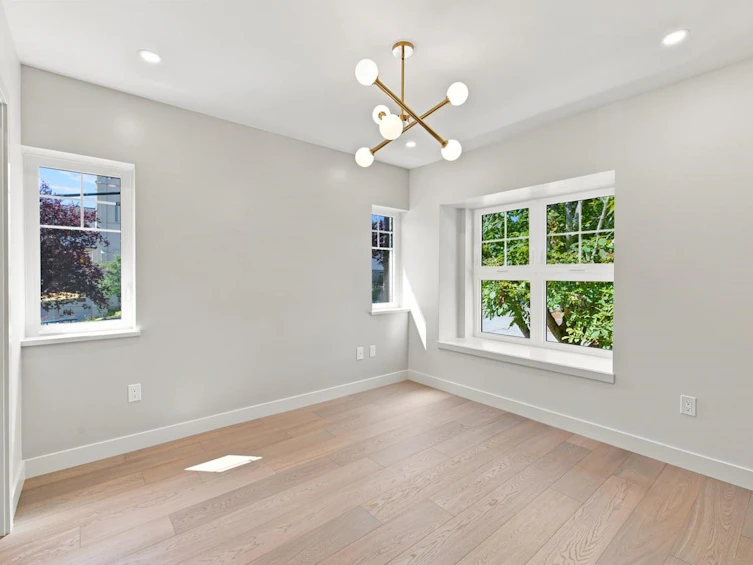 3206 E Georgia Street, Vancouver, BC, V5K 2L3 - 17