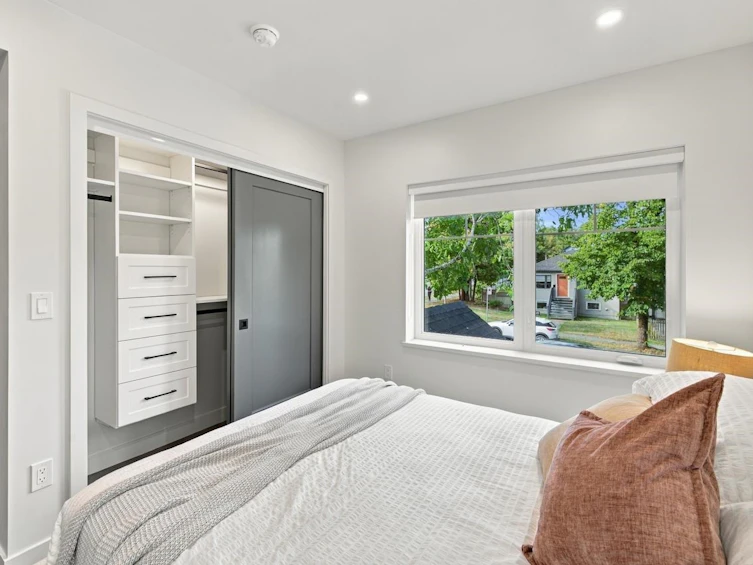 3206 E Georgia Street, Vancouver, BC, V5K 2L3 - 21