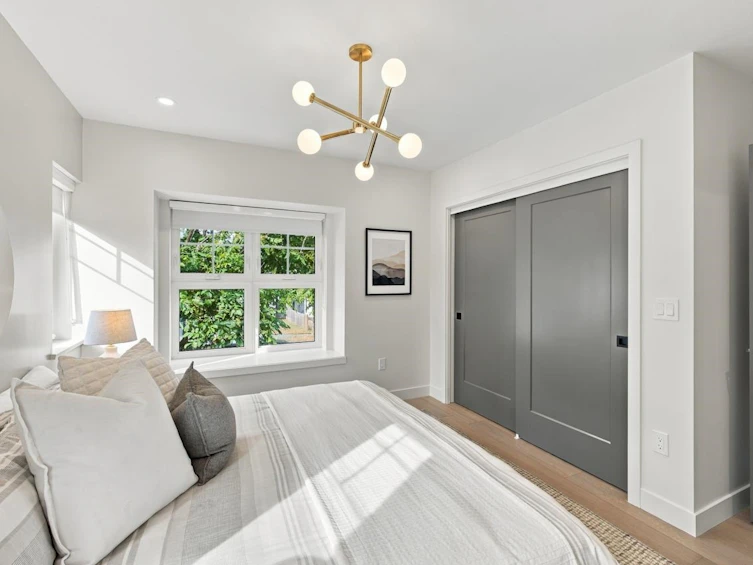 3206 E Georgia Street, Vancouver, BC, V5K 2L3 - 16