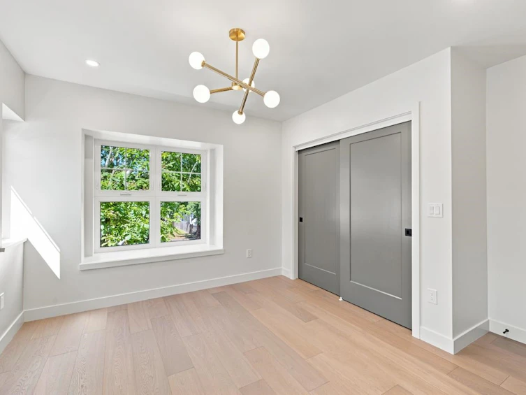 3206 E Georgia Street, Vancouver, BC, V5K 2L3 - 20