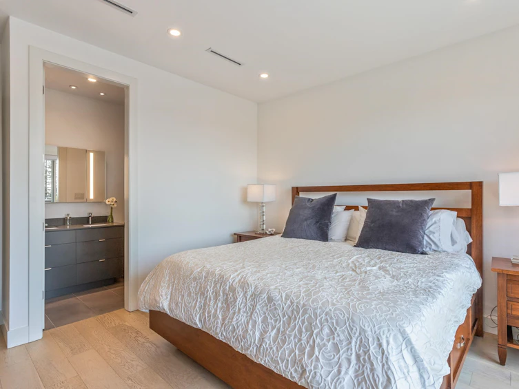 609 E 4th Street, North Vancouver, BC, V7L 1J9 - 16