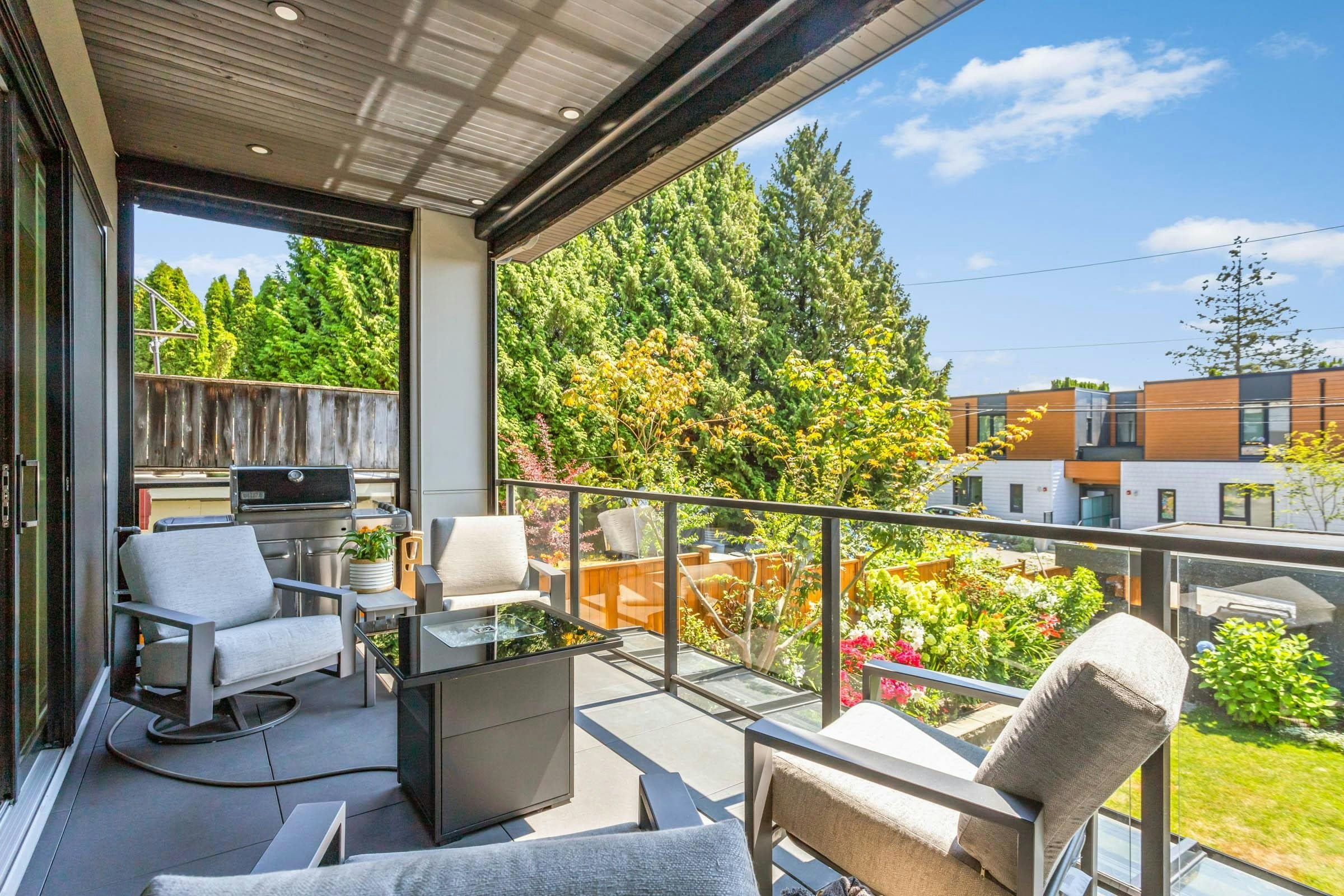 609 E 4th Street, North Vancouver, BC, V7L 1J9 - 11