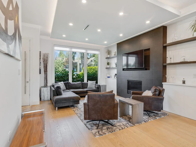 609 E 4th Street, North Vancouver, BC, V7L 1J9 - 3