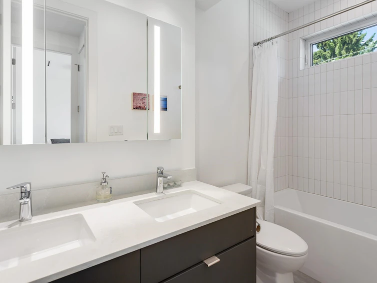 609 E 4th Street, North Vancouver, BC, V7L 1J9 - 26