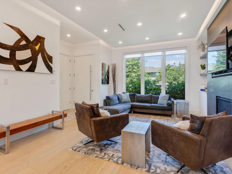 609 E 4th Street, North Vancouver, BC, V7L 1J9 - 2