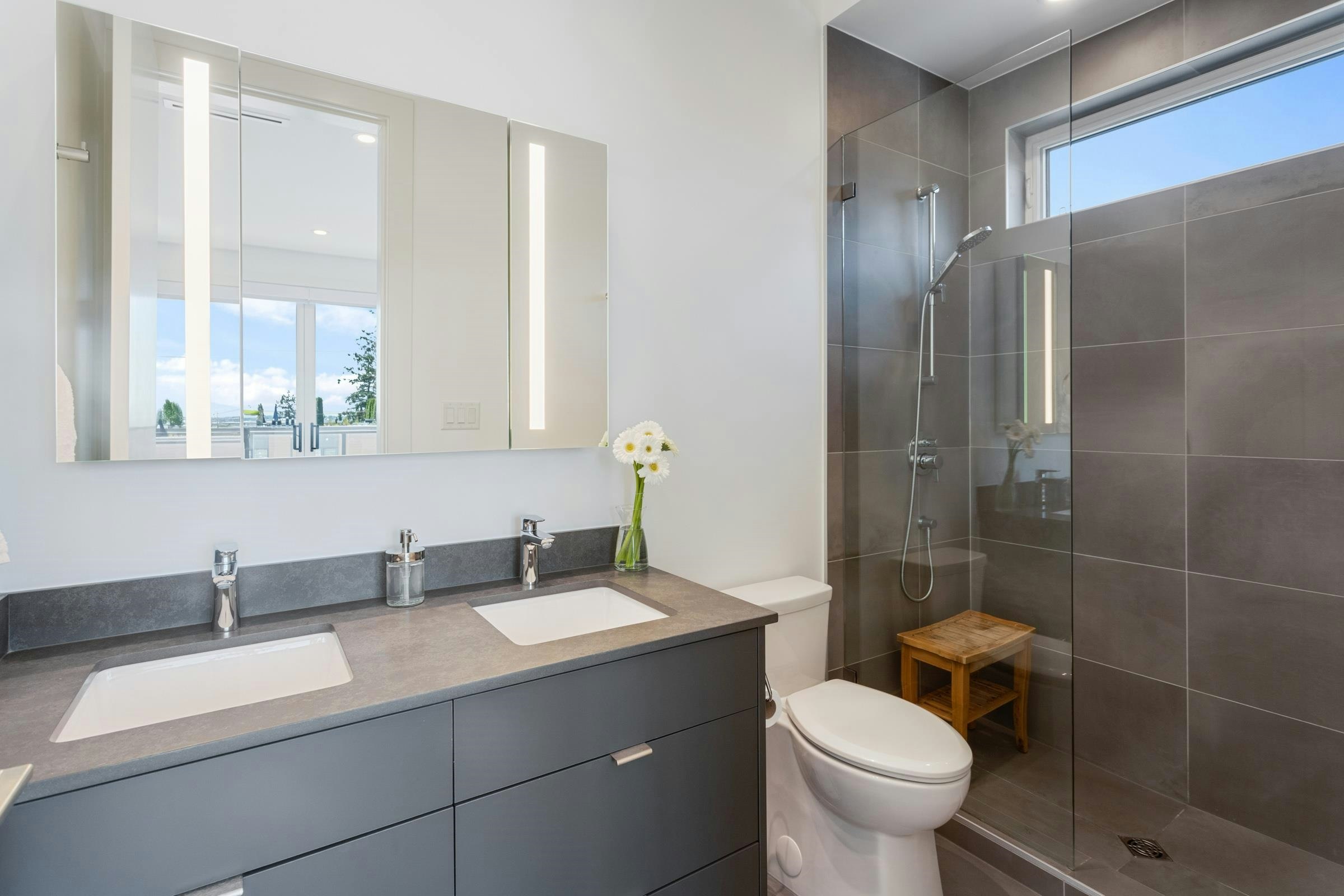 609 E 4th Street, North Vancouver, BC, V7L 1J9 - 20