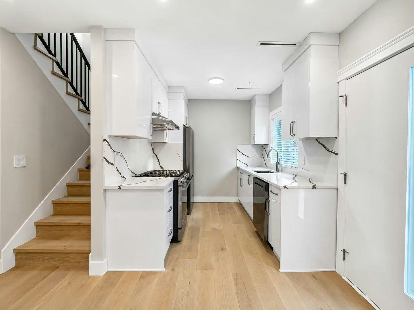 Laneway House,  498x Macdonald Street, Burnaby, BC, V6N 4J8 - 2