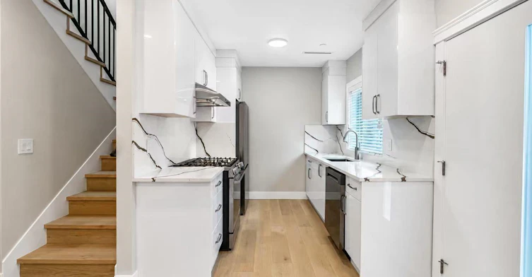 Laneway House, 498x Macdonald Street, Burnaby, BC, V6N 4J8 - 2