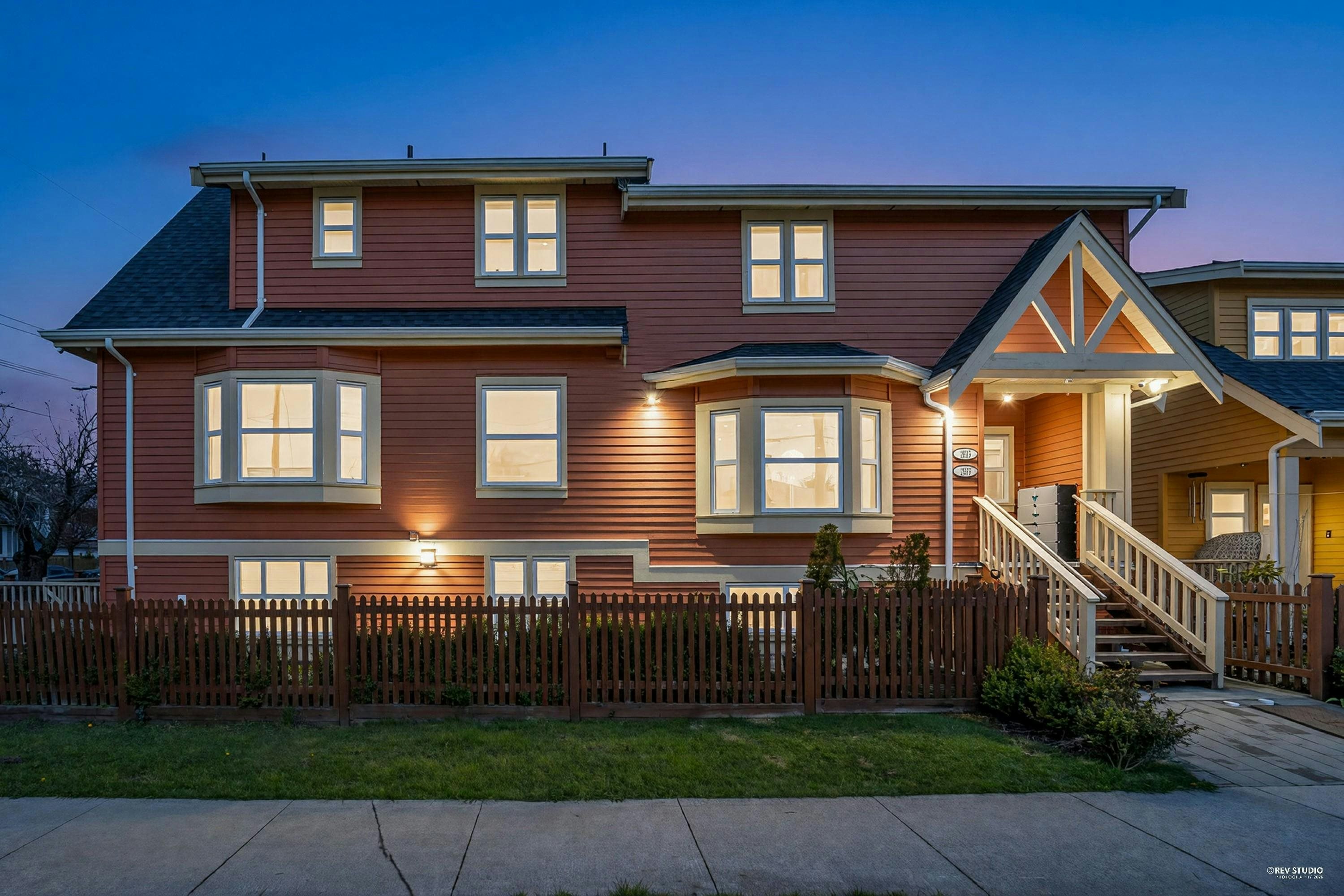 2915 Horley Street, Vancouver, BC, V5R 0K4
