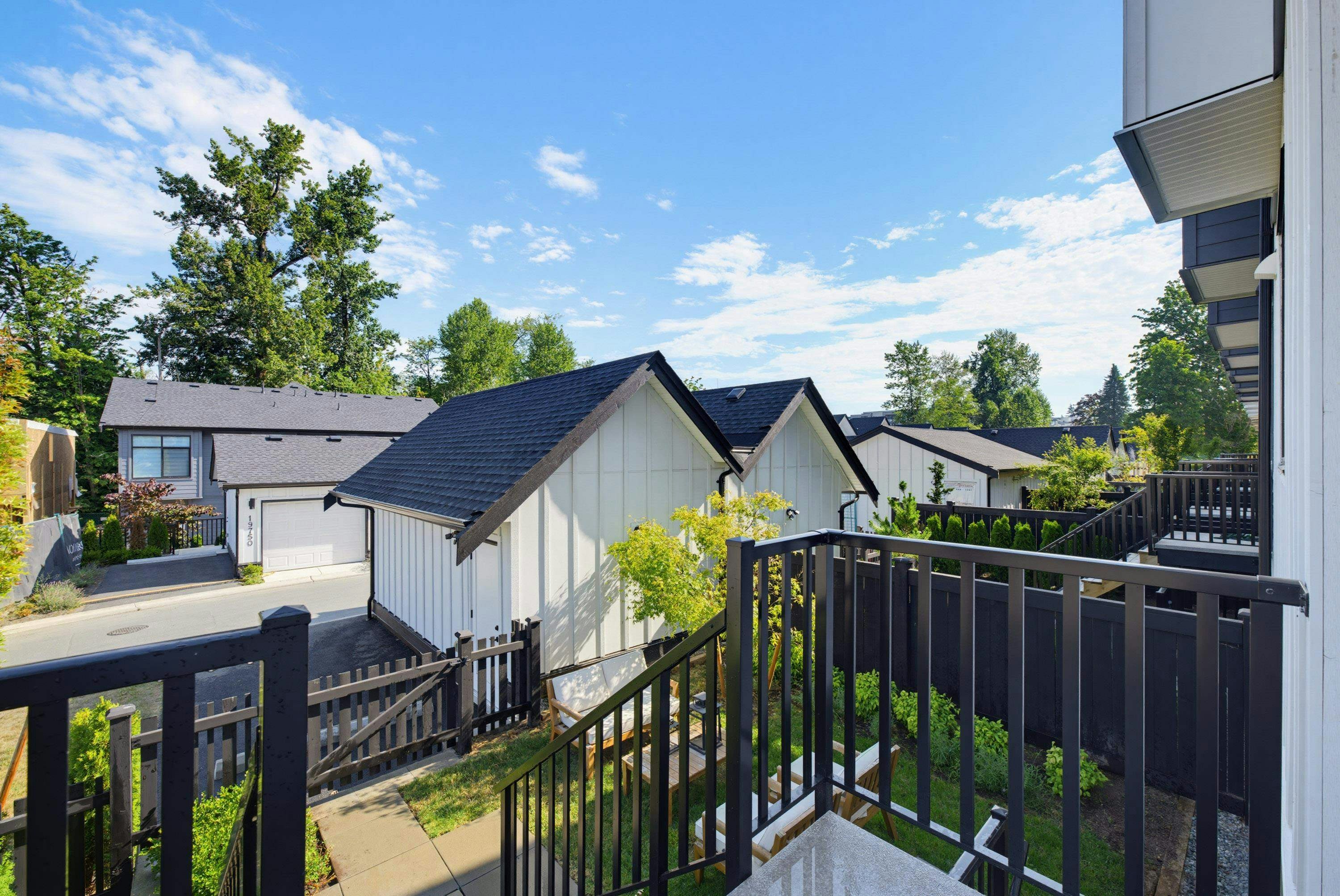 19767 75b Avenue, Langley, BC, V2Y 1S1 - 35