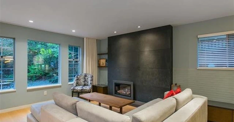 Ground Floor, 4533 W 16th Ave, Vancouver, BC, V6R 3E8