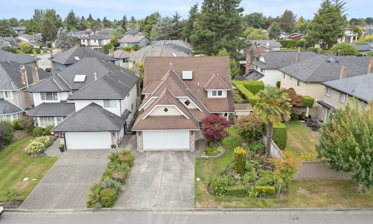 10131 Hollywell Drive