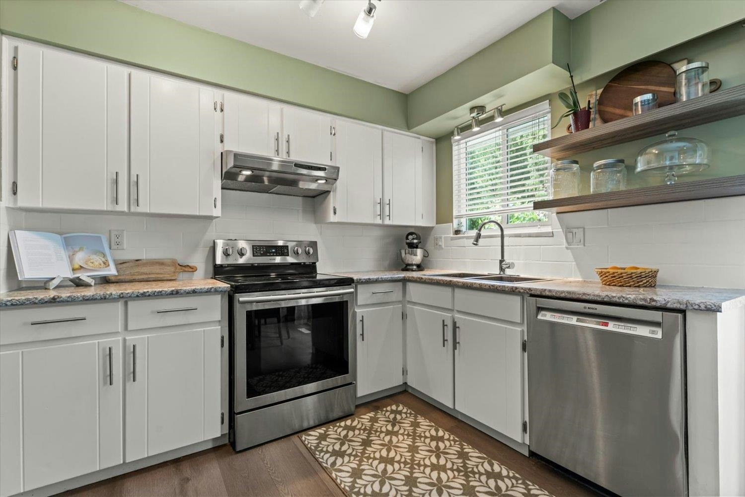 459 Naismith Avenue, Harrison Hot Springs, BC, V0M 1K0 - 11