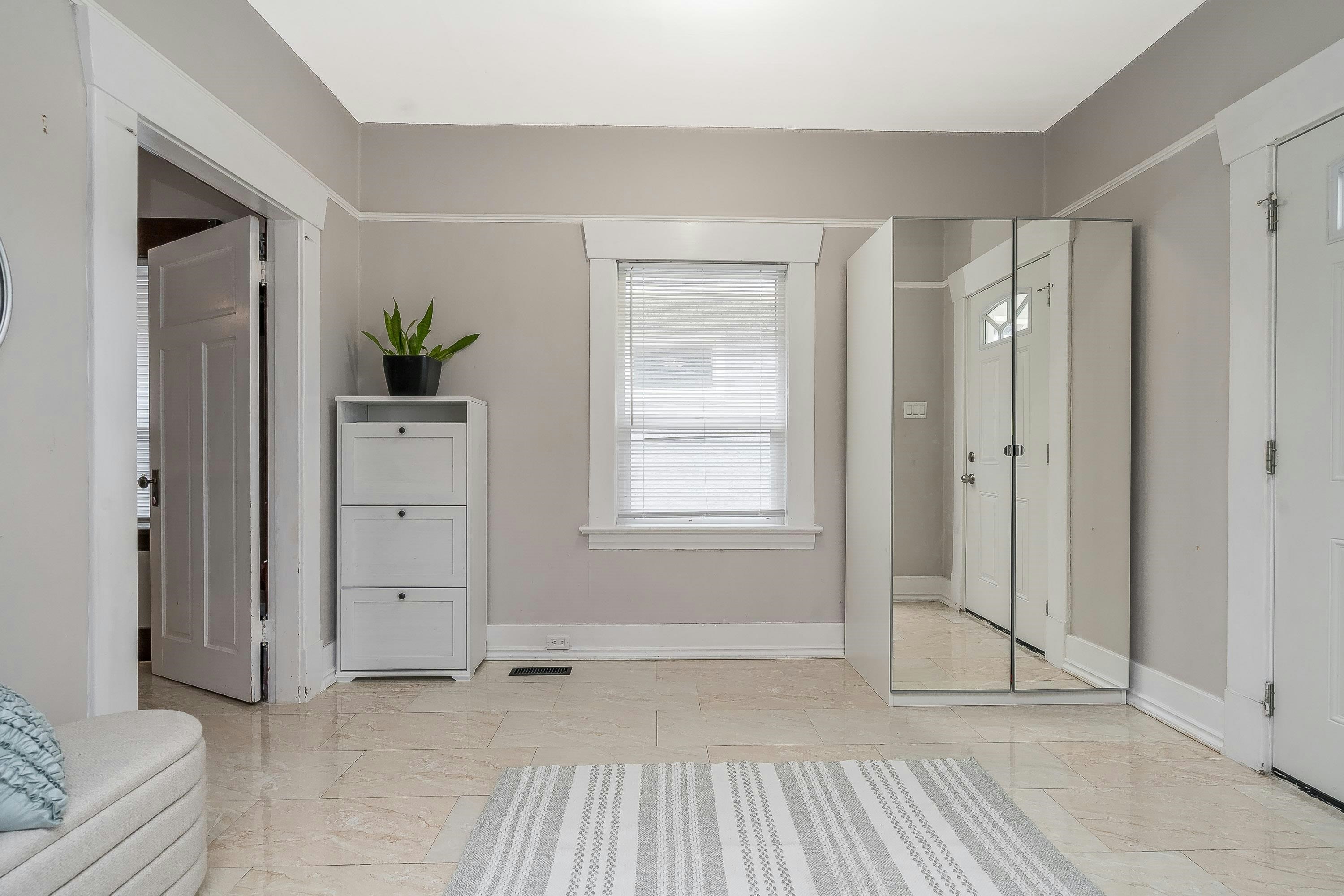 4476 Beatrice Street, Vancouver, BC, V5N 4J2 - 5