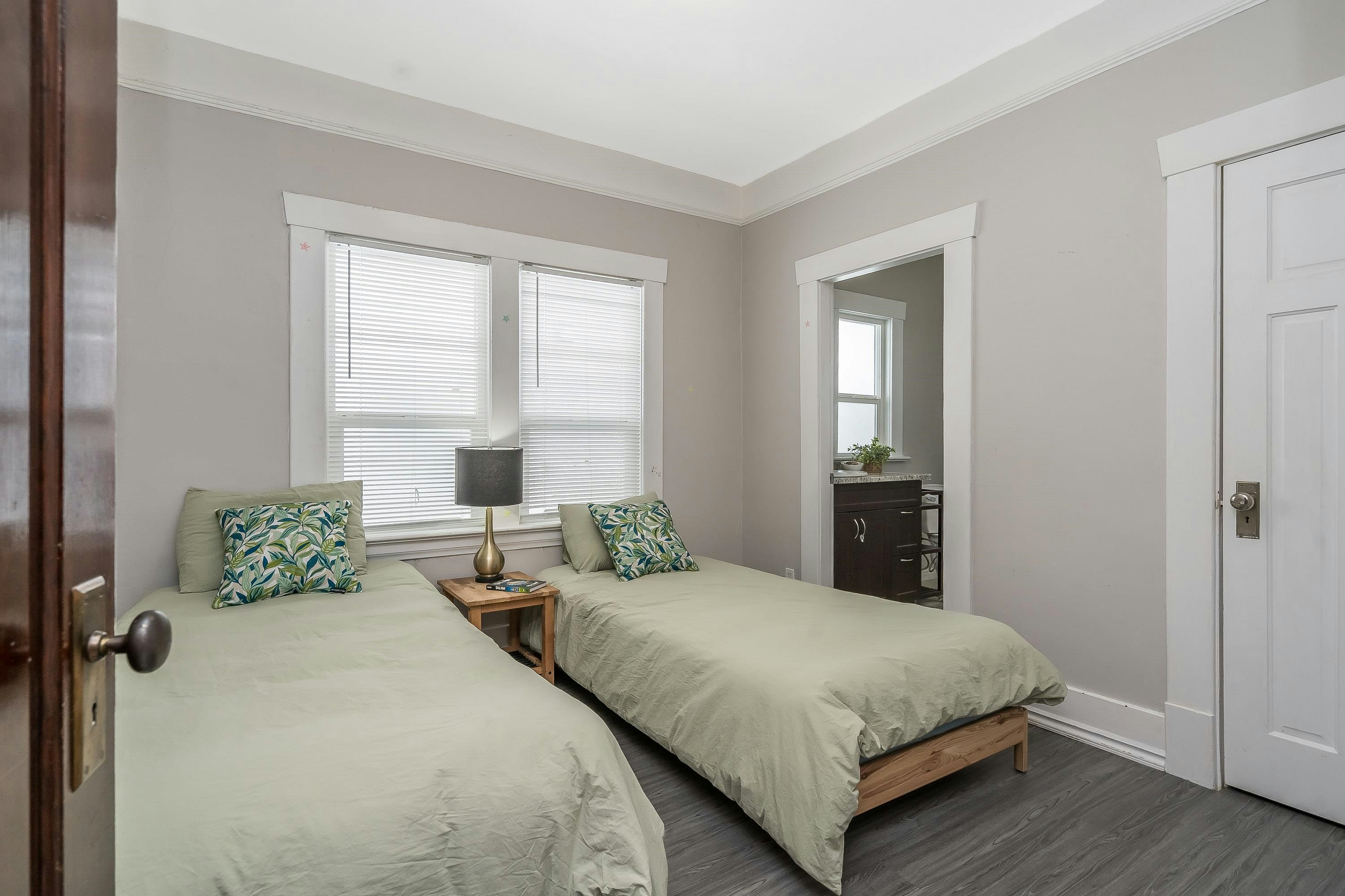 4476 Beatrice Street, Vancouver, BC, V5N 4J2 - 20