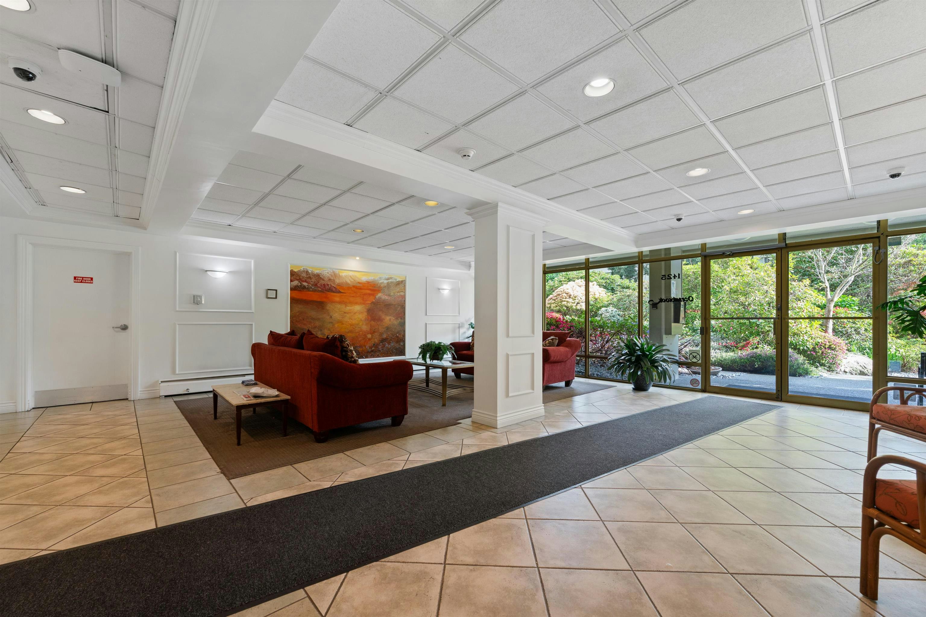 212-1425 Esquimalt Avenue, West Vancouver, BC, V7T 1L1 - 23