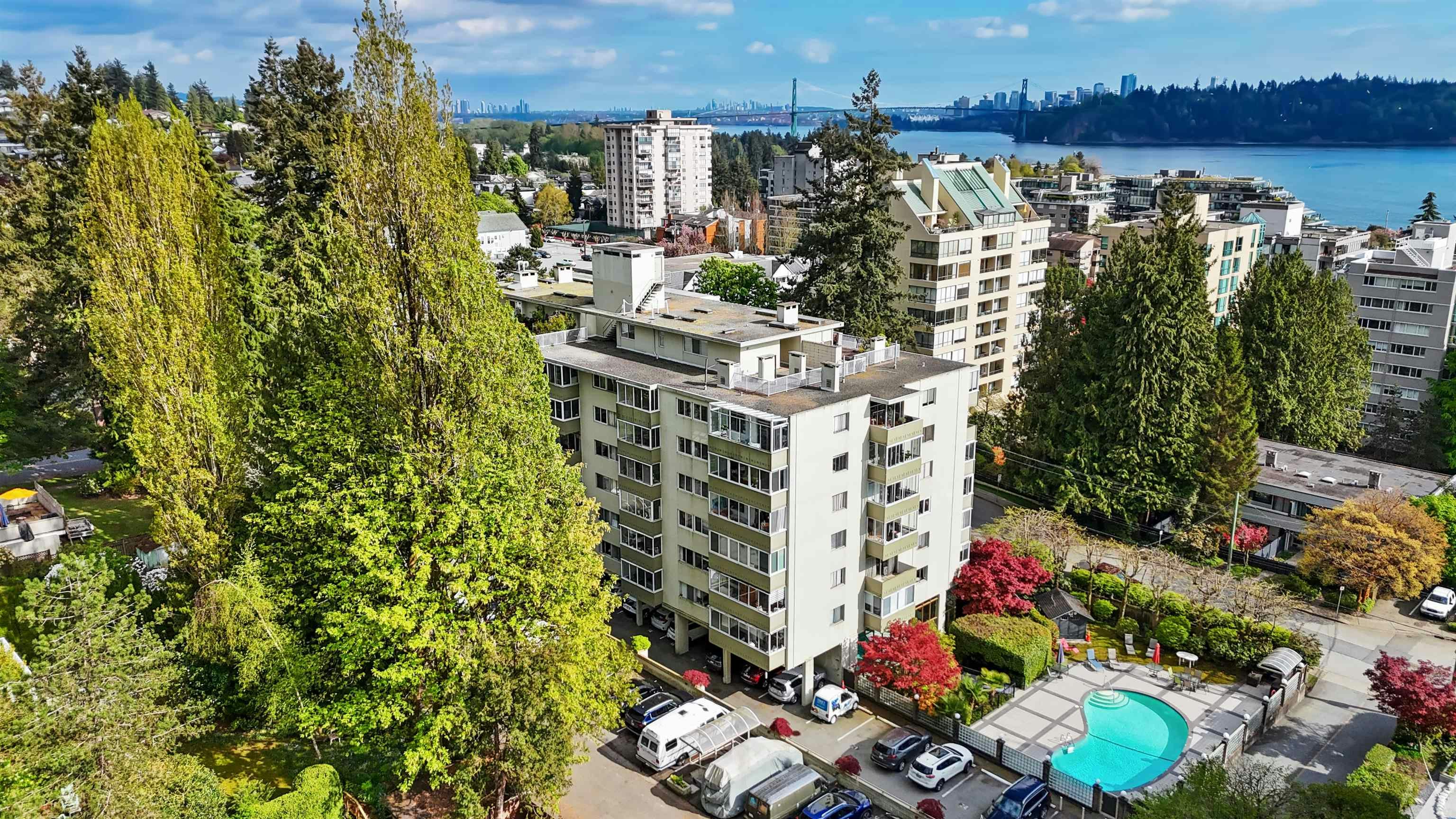 212-1425 Esquimalt Avenue, West Vancouver, BC, V7T 1L1 - 15