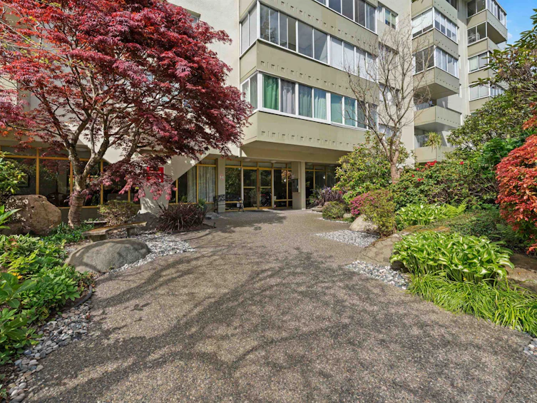 212-1425 Esquimalt Avenue, West Vancouver, BC, V7T 1L1 - 22