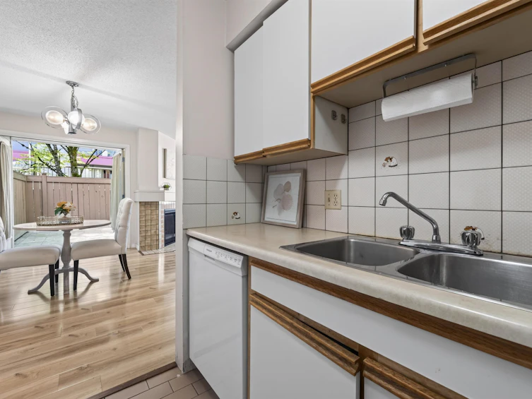 103-5025 Sanders Street, Burnaby, BC, V5H 1S8 - 12