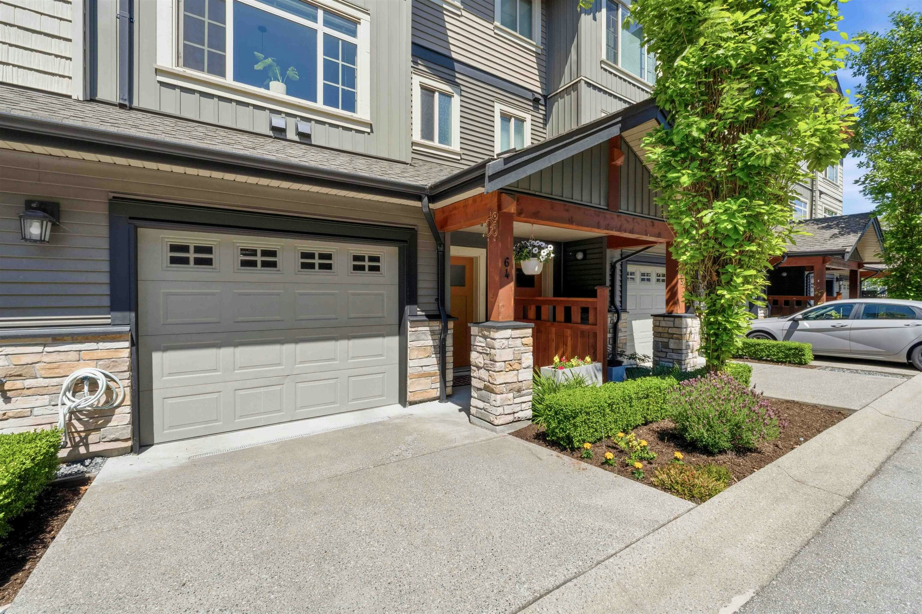 64-11305 240 Street, Maple Ridge, BC, V2W 0J1