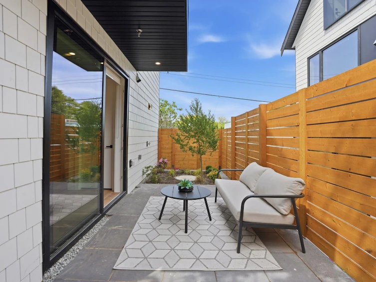 2436 E 20th Avenue, Vancouver, BC, V5M 2T6 - 12