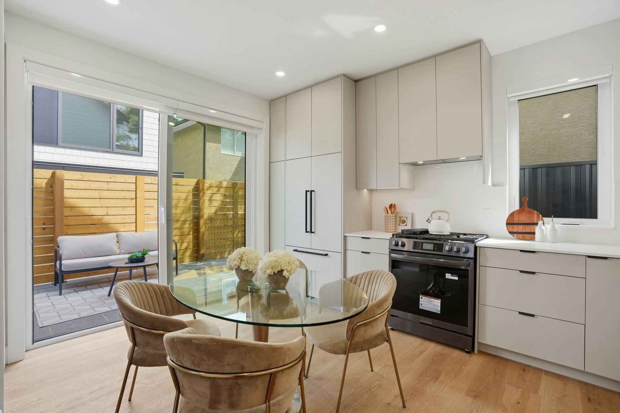 2436 E 20th Avenue, Vancouver, BC, V5M 2T6 - 10