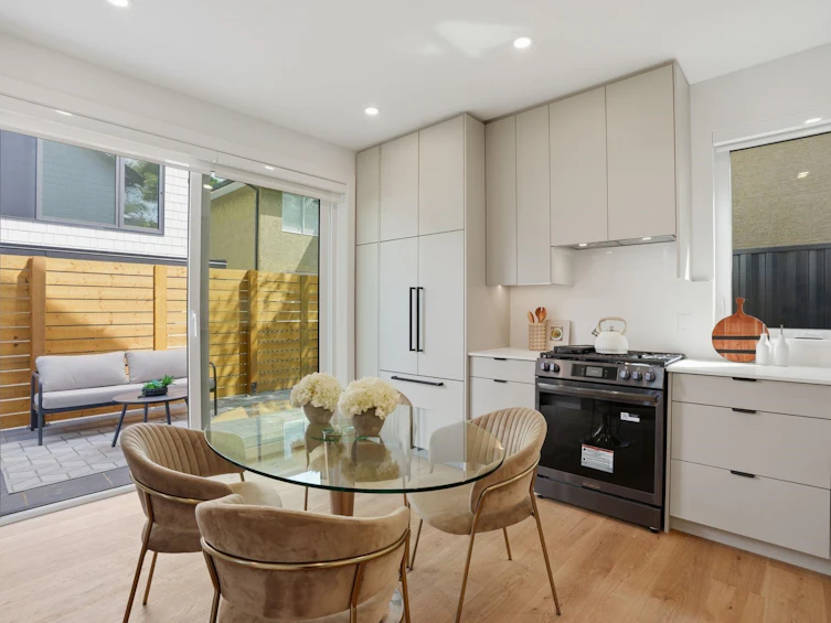 2436 E 20th Avenue, Vancouver, BC, V5M 2T6 - 10