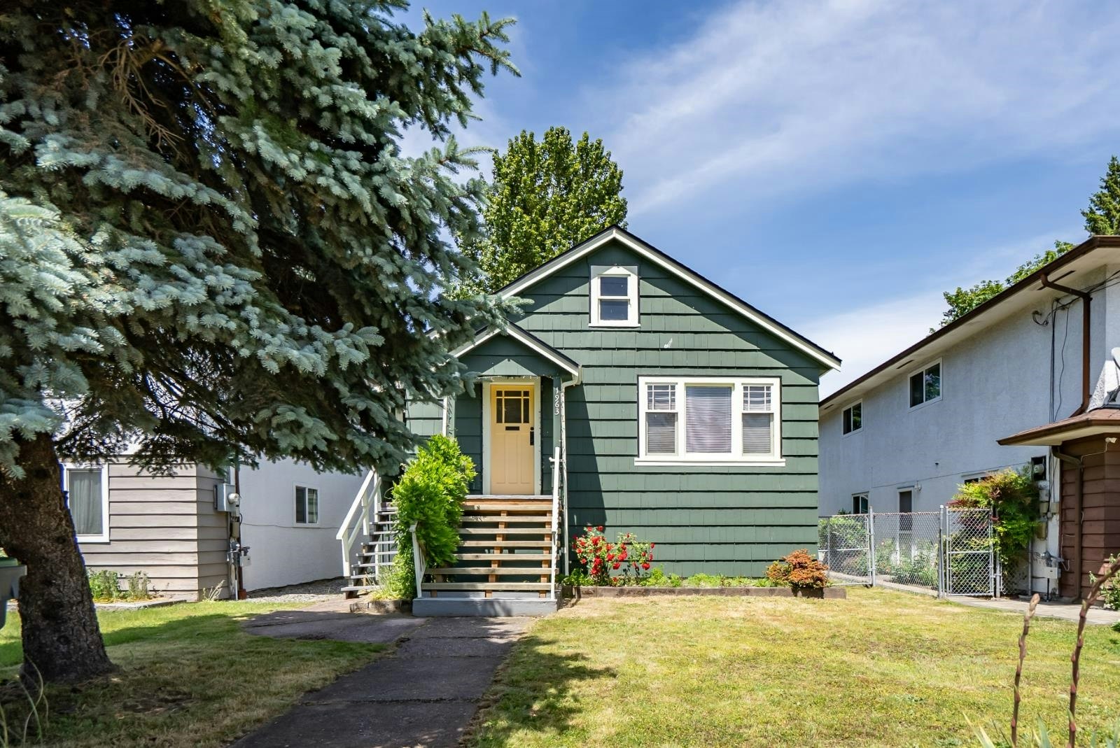 1963 Fraser Avenue, Port Coquitlam, BC, V3B 1N4