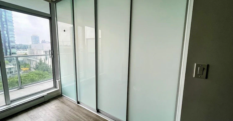 806-13350 Central Avenue, Surrey, BC, V3T 0S1 - 3