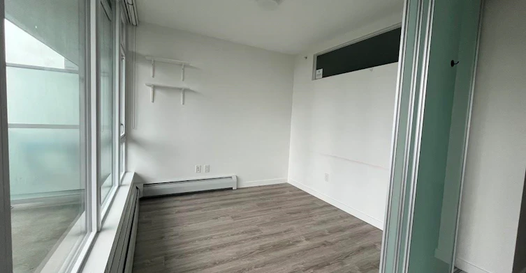 806-13350 Central Avenue, Surrey, BC, V3T 0S1 - 2
