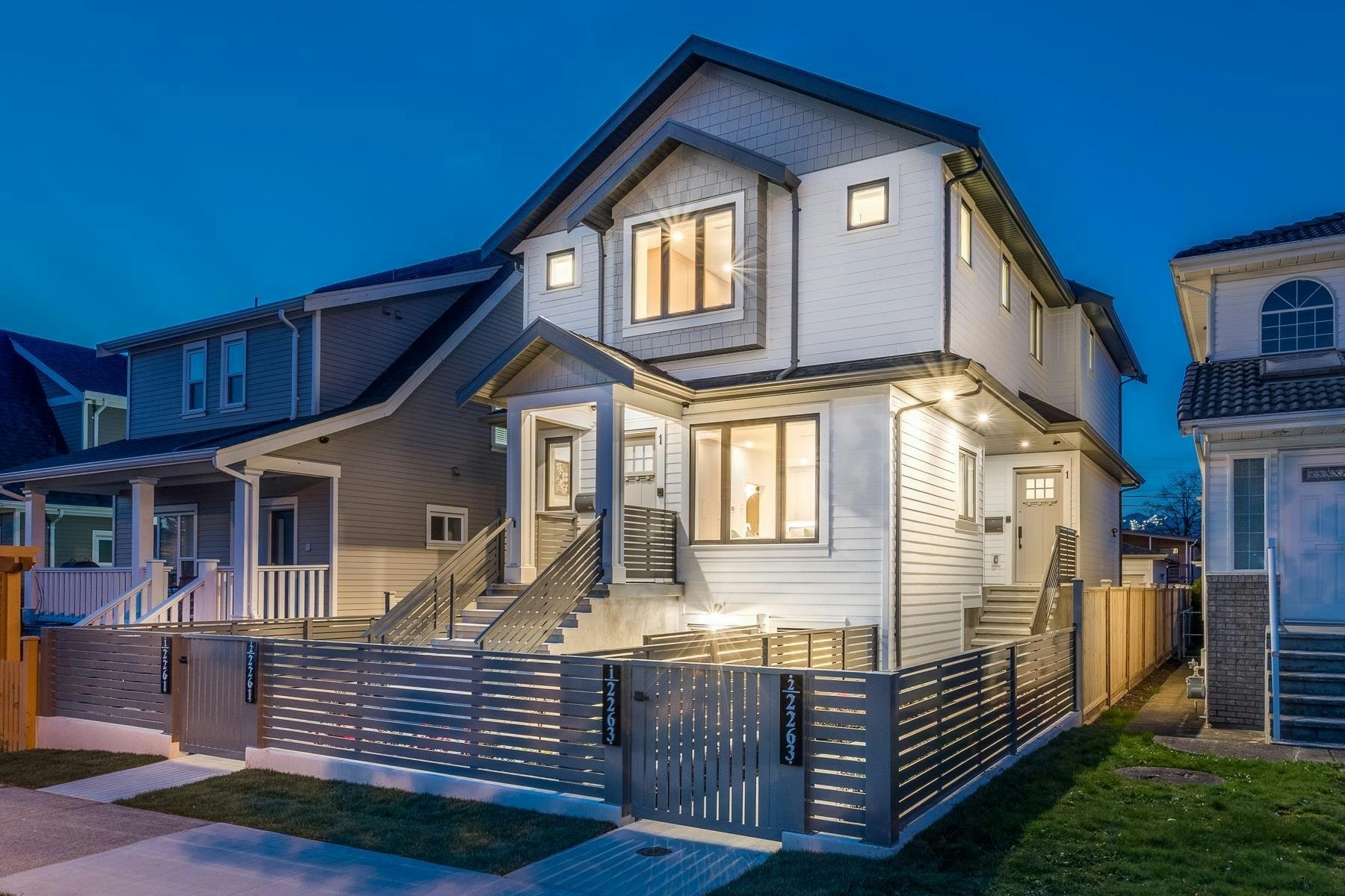 2-2263 E 35th Street, Vancouver, BC, V5P 1C1 - 2