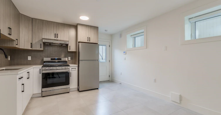 2-2263 E 35th Street, Vancouver, BC, V5P 1C1 - 8