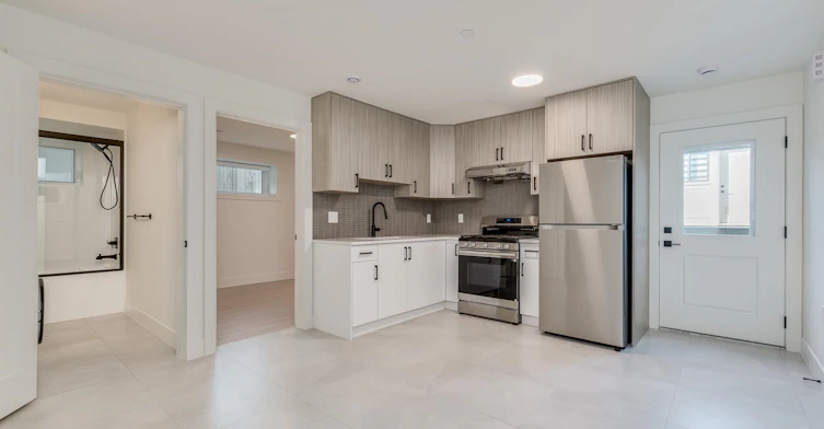 2-2263 E 35th Street, Vancouver, BC, V5P 1C1 - 9