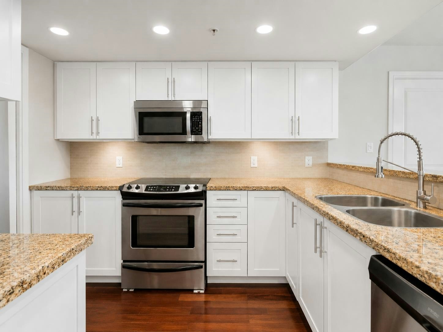 1403-288 Ungless Way, Port Moody, BC, V3H 0C9 - 5